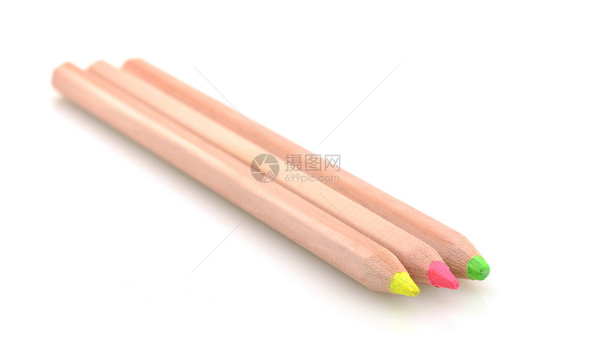 三支彩色铅笔乐器绿色荧光用品彩虹粉色素描团体活力学习图片