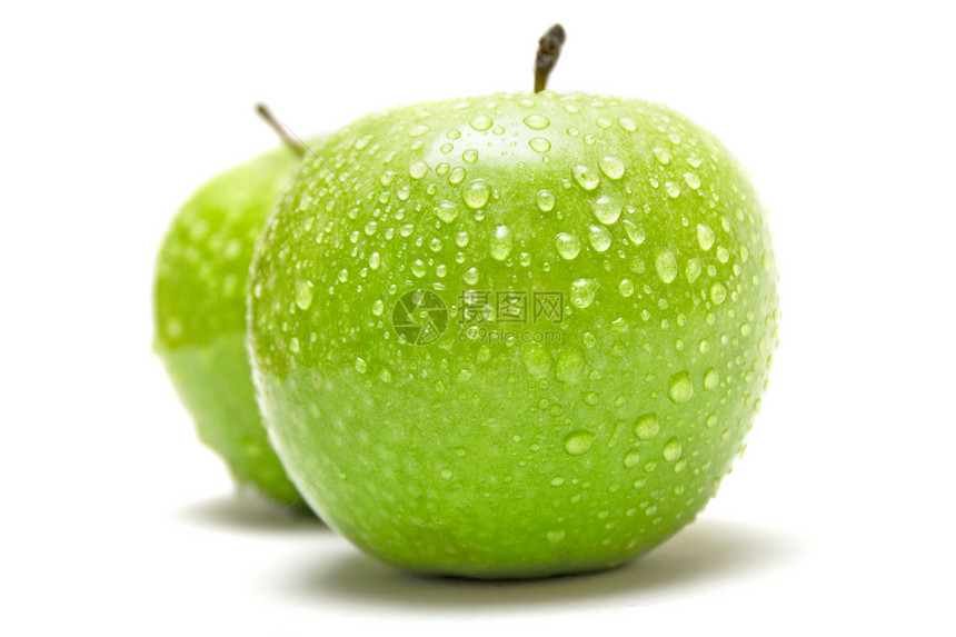 两个绿色苹果 加上水滴图片