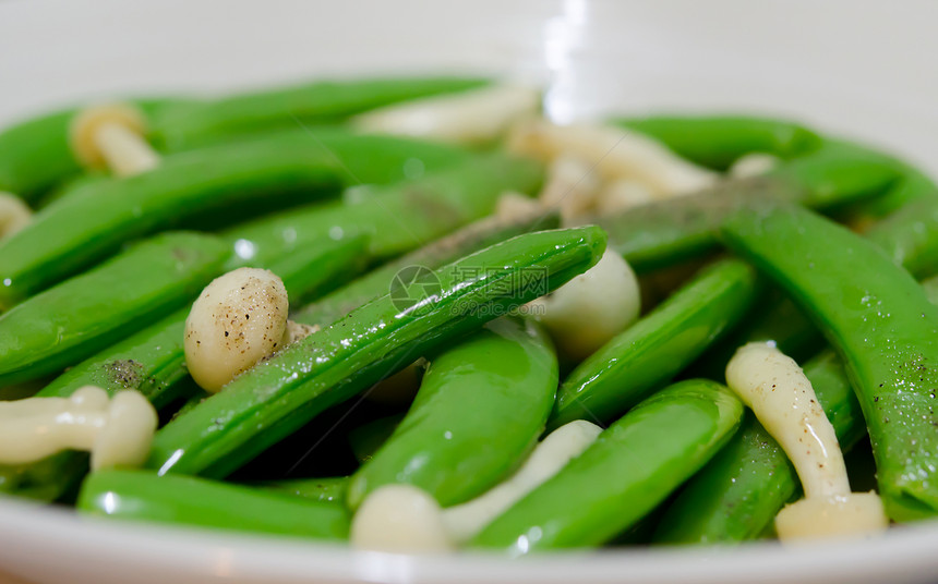 搅拌炒蔬菜食物美食白色胡椒油炸盘子图片