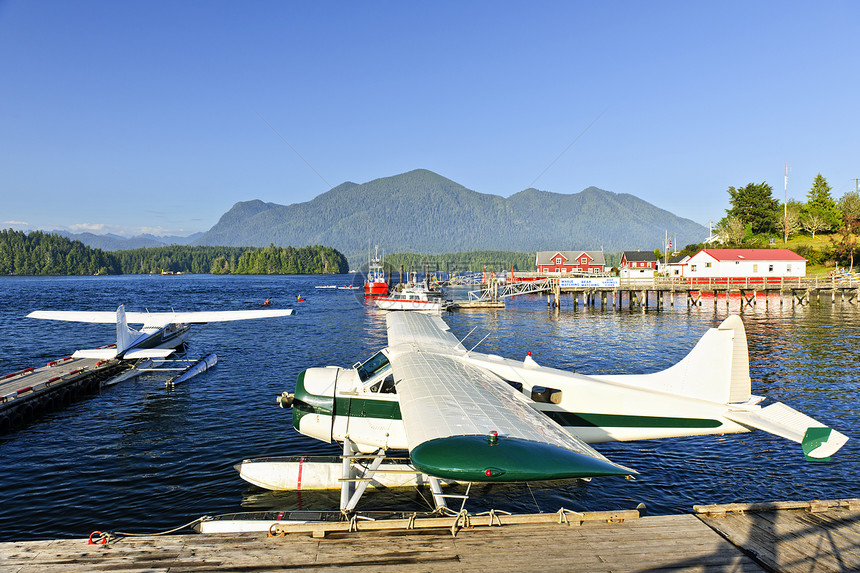 在加拿大温哥华岛托菲诺码头的海上飞机浮桥公园运输螺旋桨海岸游览旅游翅膀假期漂浮图片