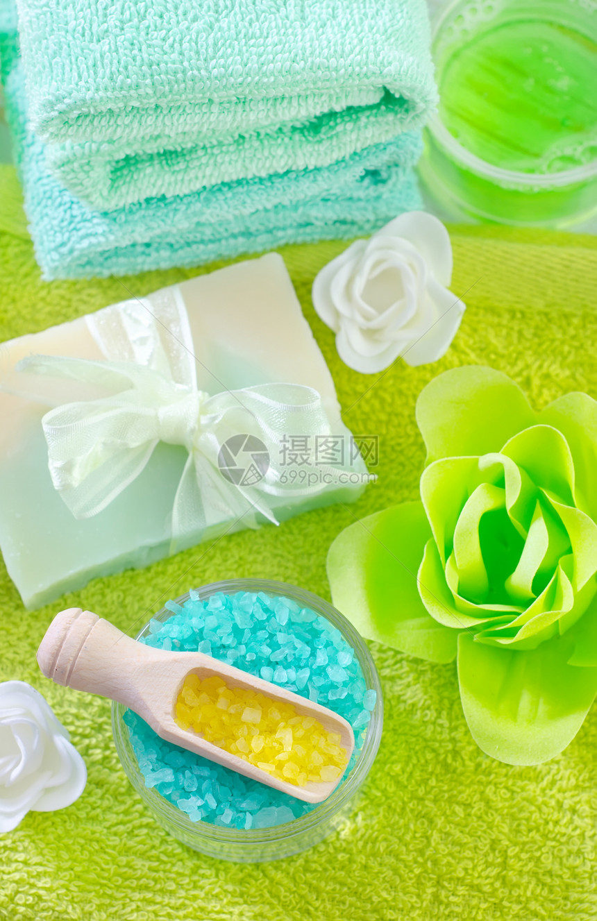 海盐和肥皂淋浴疗法擦洗喷壶奢华芳香青色沙龙卫生蓝色图片