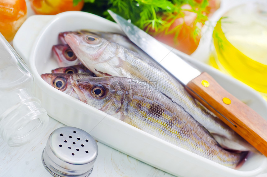 鲜鱼皮肤海鲜香菜鳃盖鱼头营养钓鱼餐厅鳟鱼洋葱图片