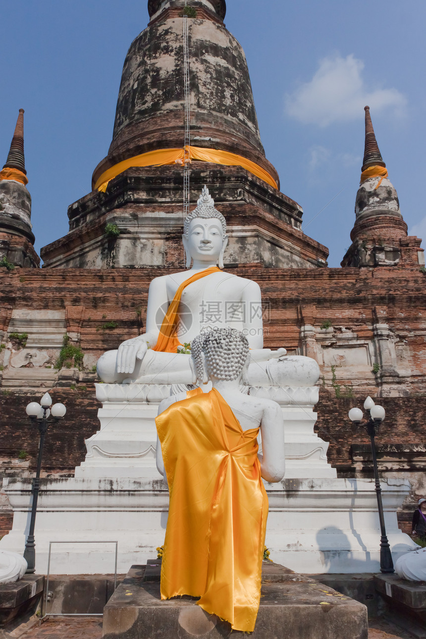 泰国省佛陀佛教徒精神旅行雕像艺术雕塑金子冥想宗教上帝图片