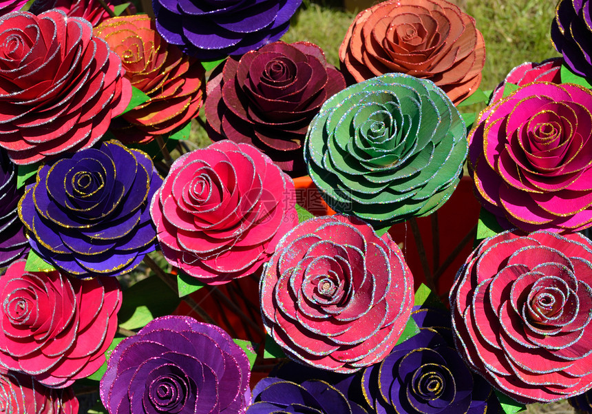 鲜花绿色色花红色玫瑰紫色装饰品木花图片