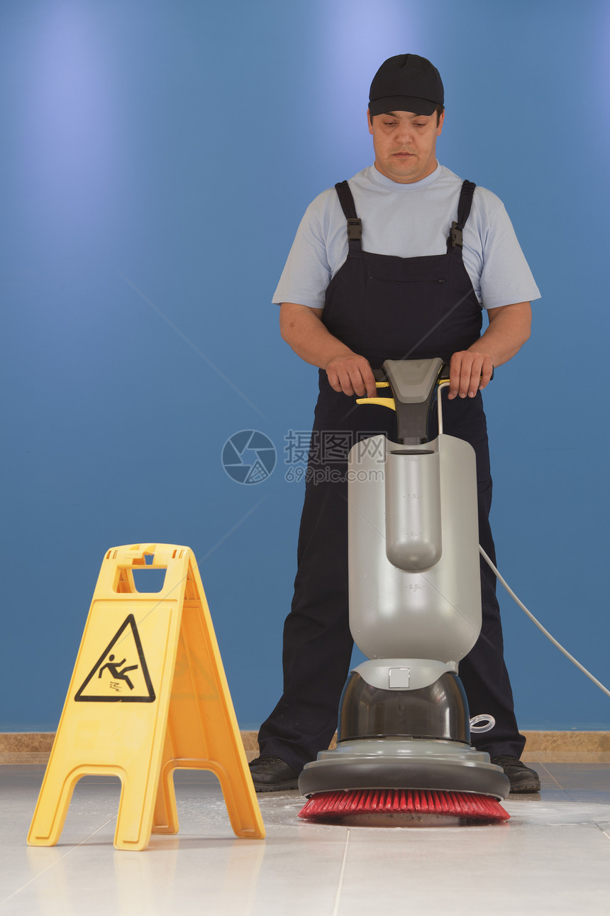 打扫商业抛光男人地面机器看门人走廊职业办公室洗涤图片
