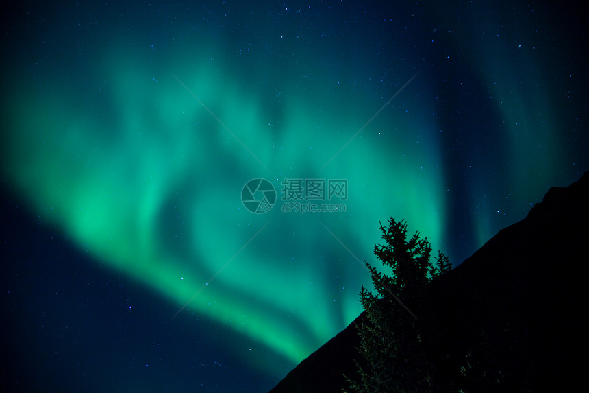 北极光升起风景星星亮度北极星北极光黑色绿色魔法极光天空图片