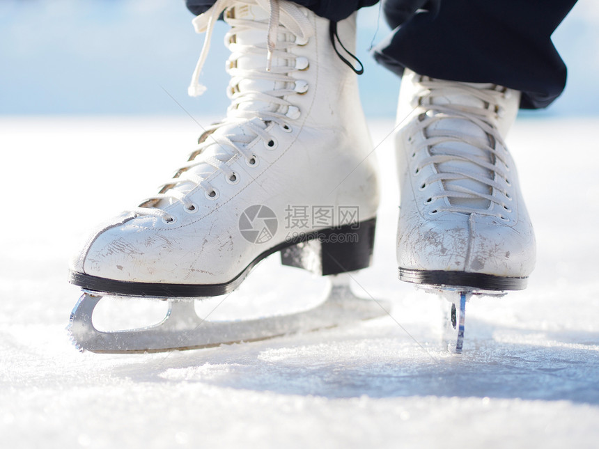 冰滑动白色运动图片