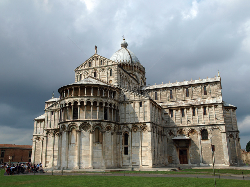 Pisa  米拉科利广场的Duomo广场正方形天炉拱门教会圆顶稀有性地标大教堂大理石图片