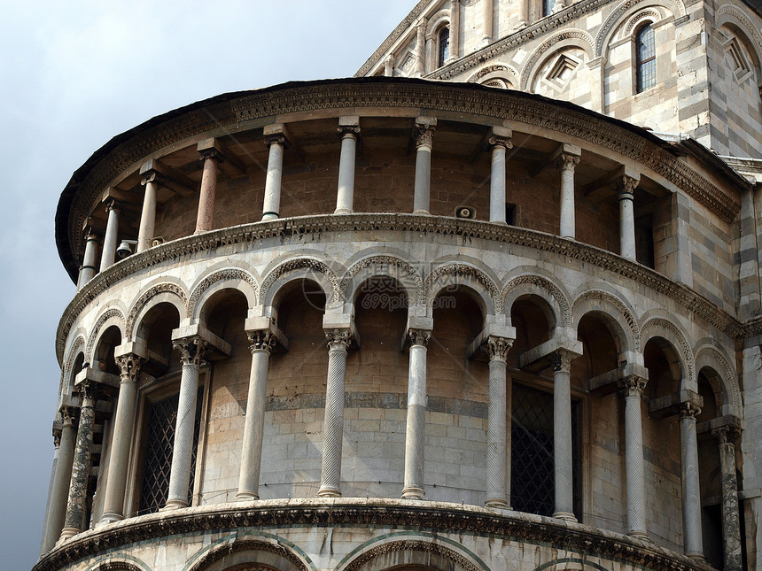 Pisa  米拉科利广场的Duomo大理石大教堂传奇后殿地标奇迹广场宗教拱门长臂猿图片