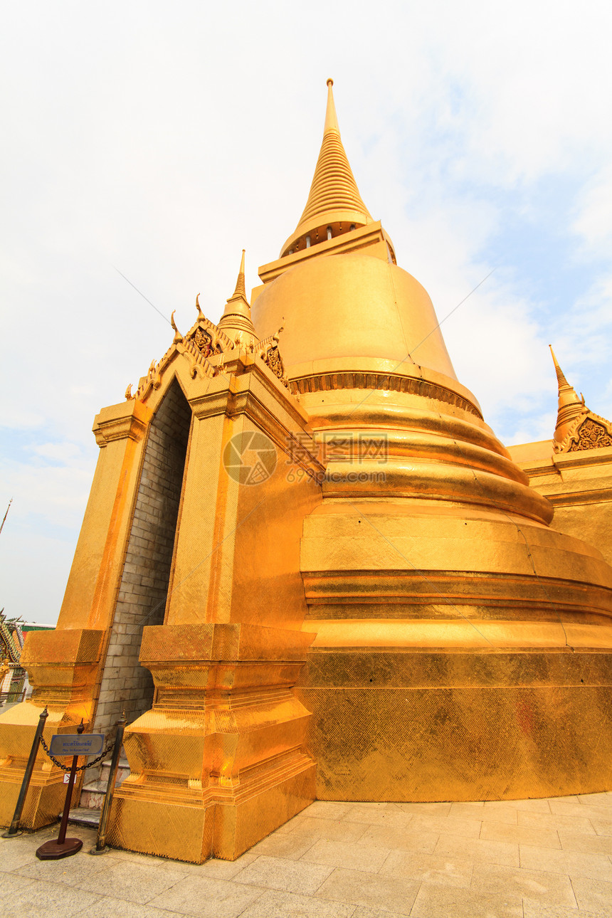 寺庙游客宗教艺术旅行佛教徒雕像金子历史大理石精神图片
