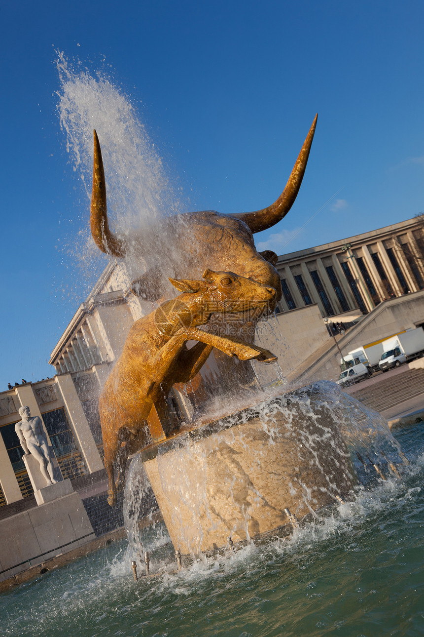特罗卡德罗花园的不老泉 巴黎 法国伊尔德法兰西晴天动物喷泉雕塑旅行旅游建筑学纪念碑历史性城市图片