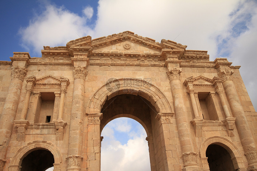 哈德里安拱门 约旦贾拉什考古学寺庙入口沙漠首都石头纪念碑旅行柱子天空图片