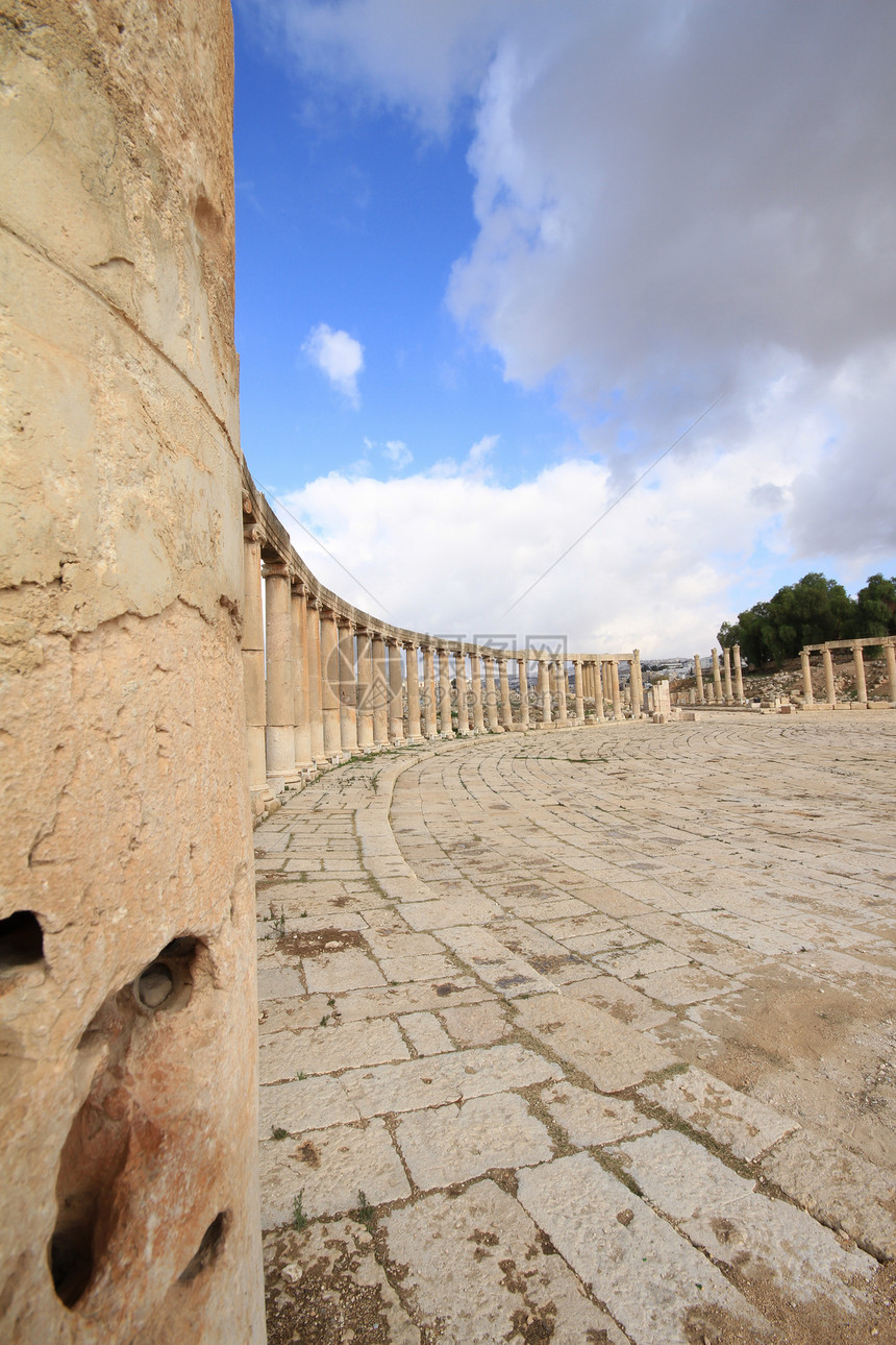 约旦贾拉什奥瓦尔广场旅行纪念碑文明首都寺庙历史建筑学天空帝国石头图片