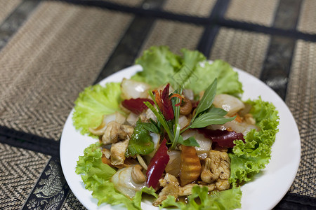 高棉食品午餐美食餐厅香料沙拉盘子腰果烹饪高清图片
