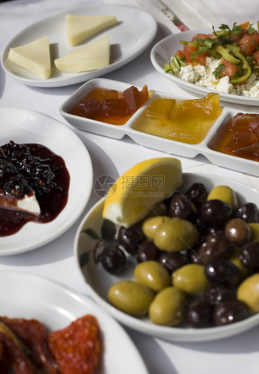 紧贴经典的土耳其式早餐食品餐盘食物美食盘子桌子营养小吃黄瓜餐厅香料图片