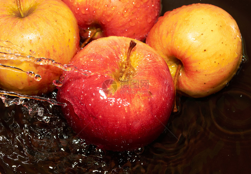 苹果水果维生素淋浴蔬菜波浪收成小吃飞溅早餐食物图片