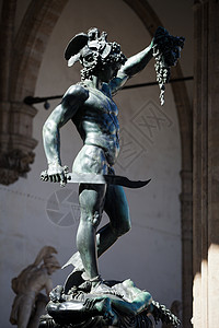 佛罗伦萨戴拉斯莫尼亚广场 佩尔修斯和美杜莎首领阳台旅游雕塑画廊旅行雕像背景图片