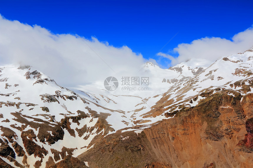 高加索山脉 Dombai首脑爬坡全景叶子荒野石头旅行森林风景冰川图片