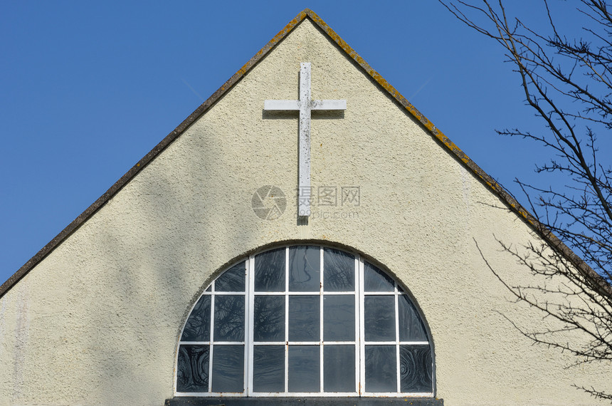 普通教堂前图片