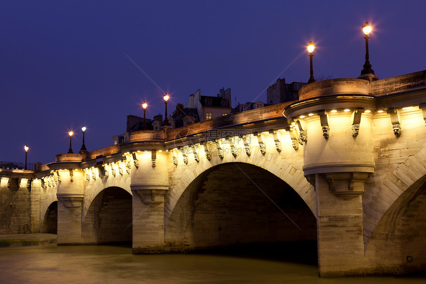 Pont Neuf 巴黎 法国 法国城市历史性建筑路灯照明拱门历史日落旅行旅游图片