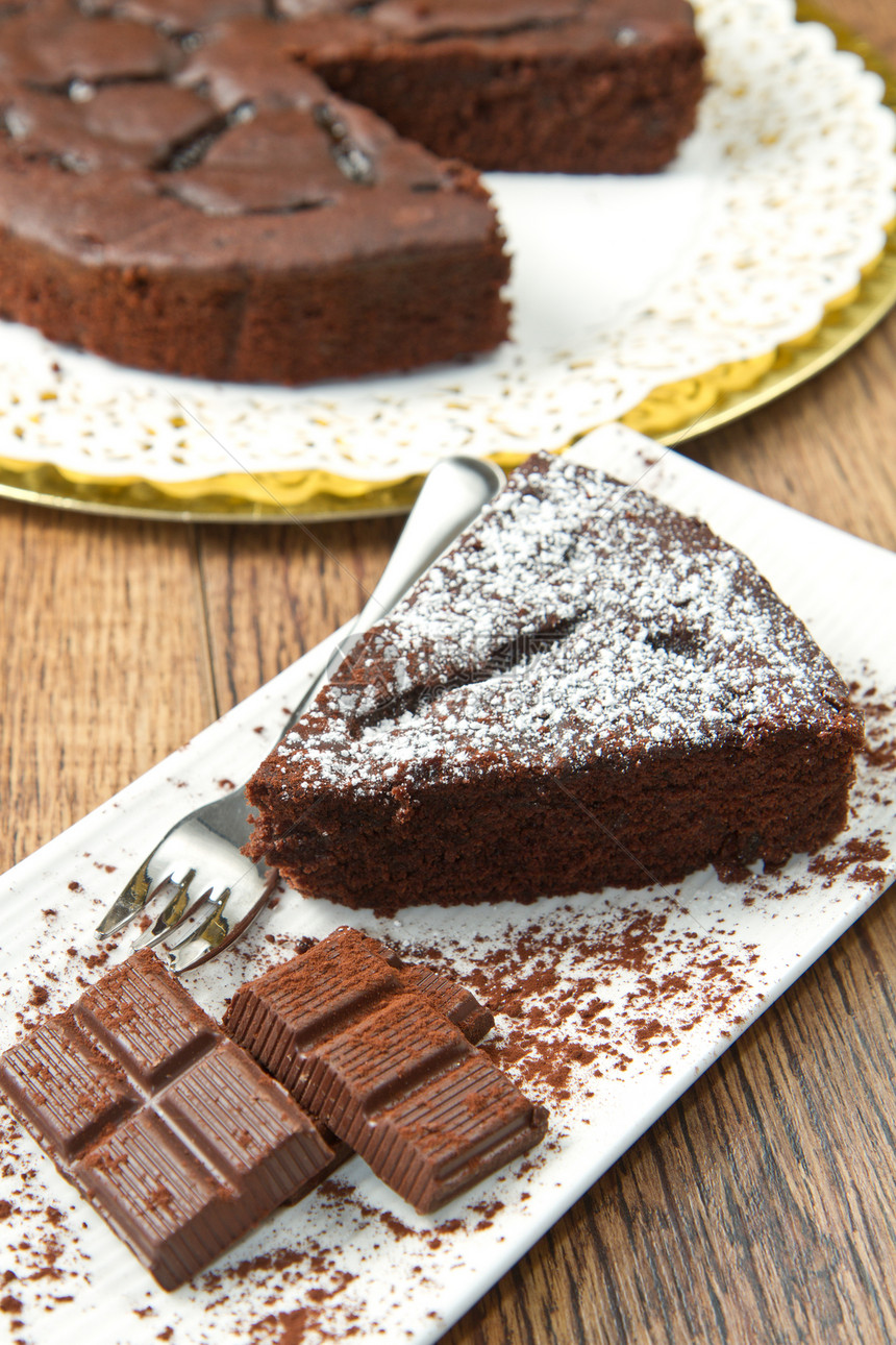 深巧克力蛋糕甜点餐厅馅饼派对食物烹饪美食磨砂巧克力宏观图片