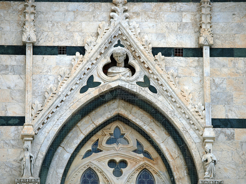 锡耶纳杜奥莫拱廊雕塑教会窗户大教堂圣母圆顶大理石拱形建筑学图片