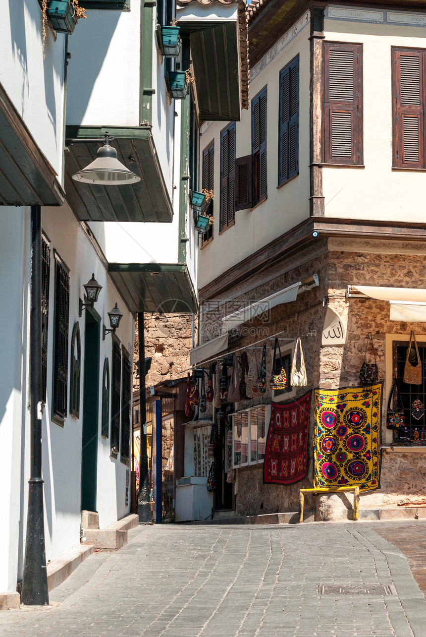 土耳其安塔利亚的老城街景象图片