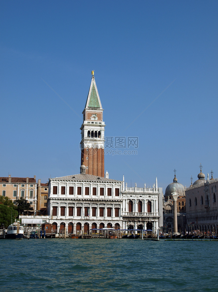 威尼斯天空全景景观游客旅游假期大教堂晴天建筑旅行图片