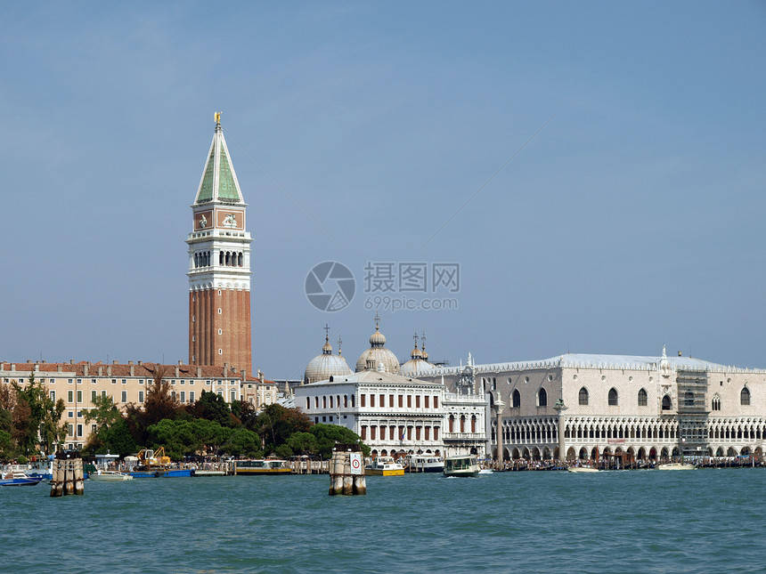 威尼斯建筑柱子全景狮子大教堂圆顶旅游建筑学观光广场图片