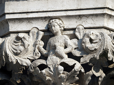 威尼斯  杜卡尔宫各纵列首府的独有美景孩子装饰品树叶宽慰工作拱廊艺术背景图片