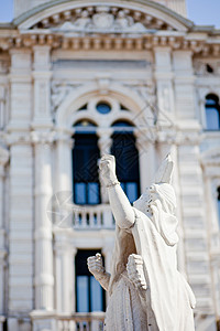里雅斯特的 Statue雕塑遗产石头艺术大理石旅行纪念碑历史文化背景图片
