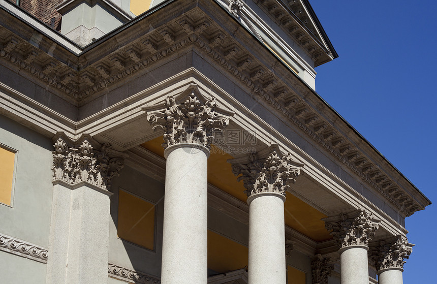 米兰圣路易吉教堂各栏艺术历史学家柱子遗产教会建筑学法庭财富历史性历史图片