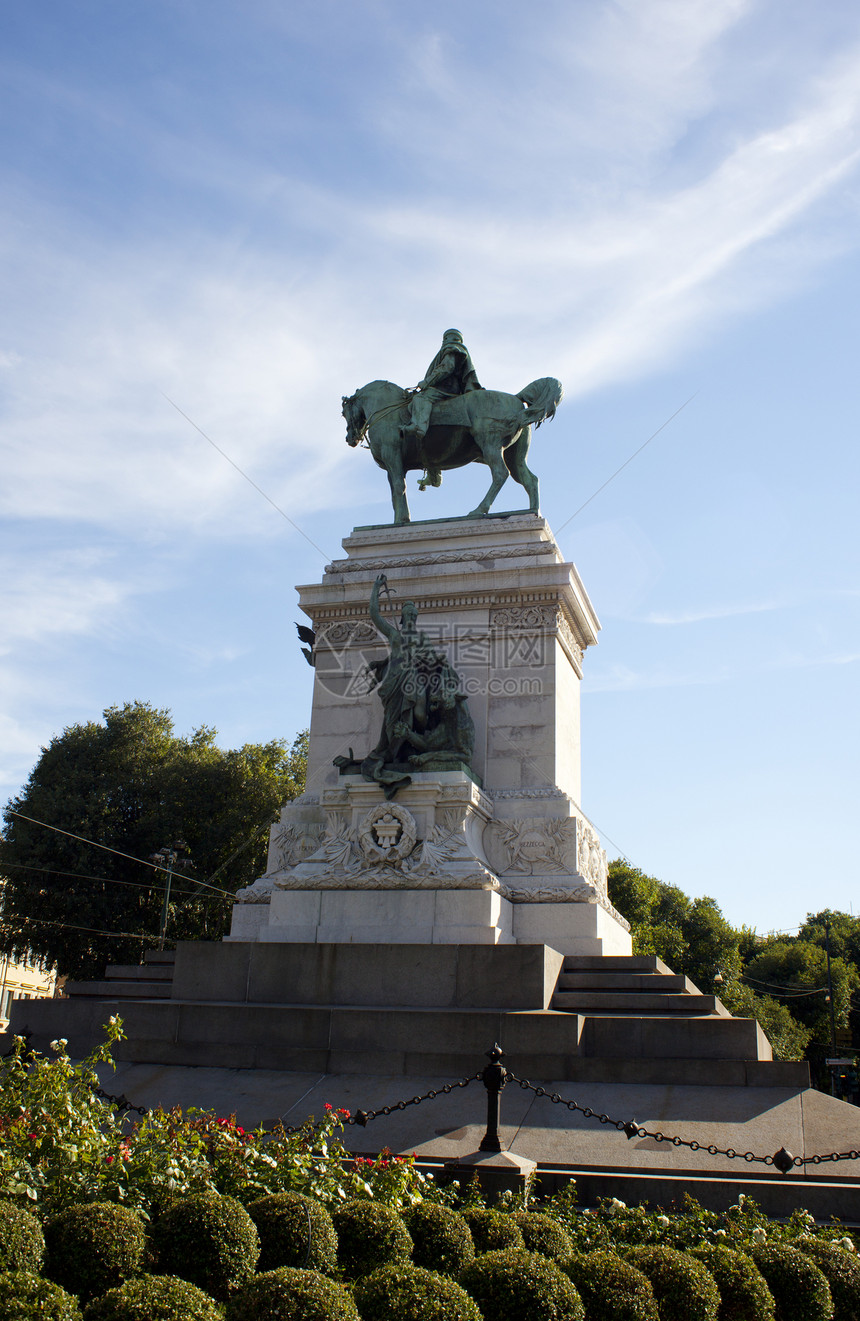 米兰Garibaldi纪念碑雕像雕塑历史性建筑学艺术身体英雄树篱意义遗产图片