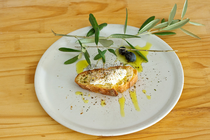面包 里冰塔 油油和橄榄油蔬菜小吃饮食叶子脆皮树叶橄榄绿美味团体农场图片