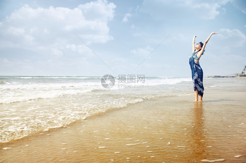 海滩的欢乐快乐地平线海景旅行海岸喜悦自由海洋热带乐趣娱乐图片