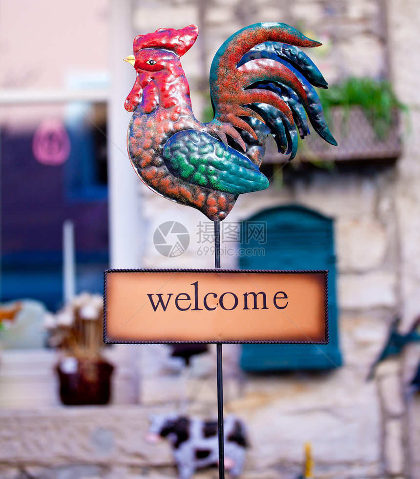 带着铁公鸡欢迎你牌匾写作金属花园入口游客邀请函动物验收邻里图片