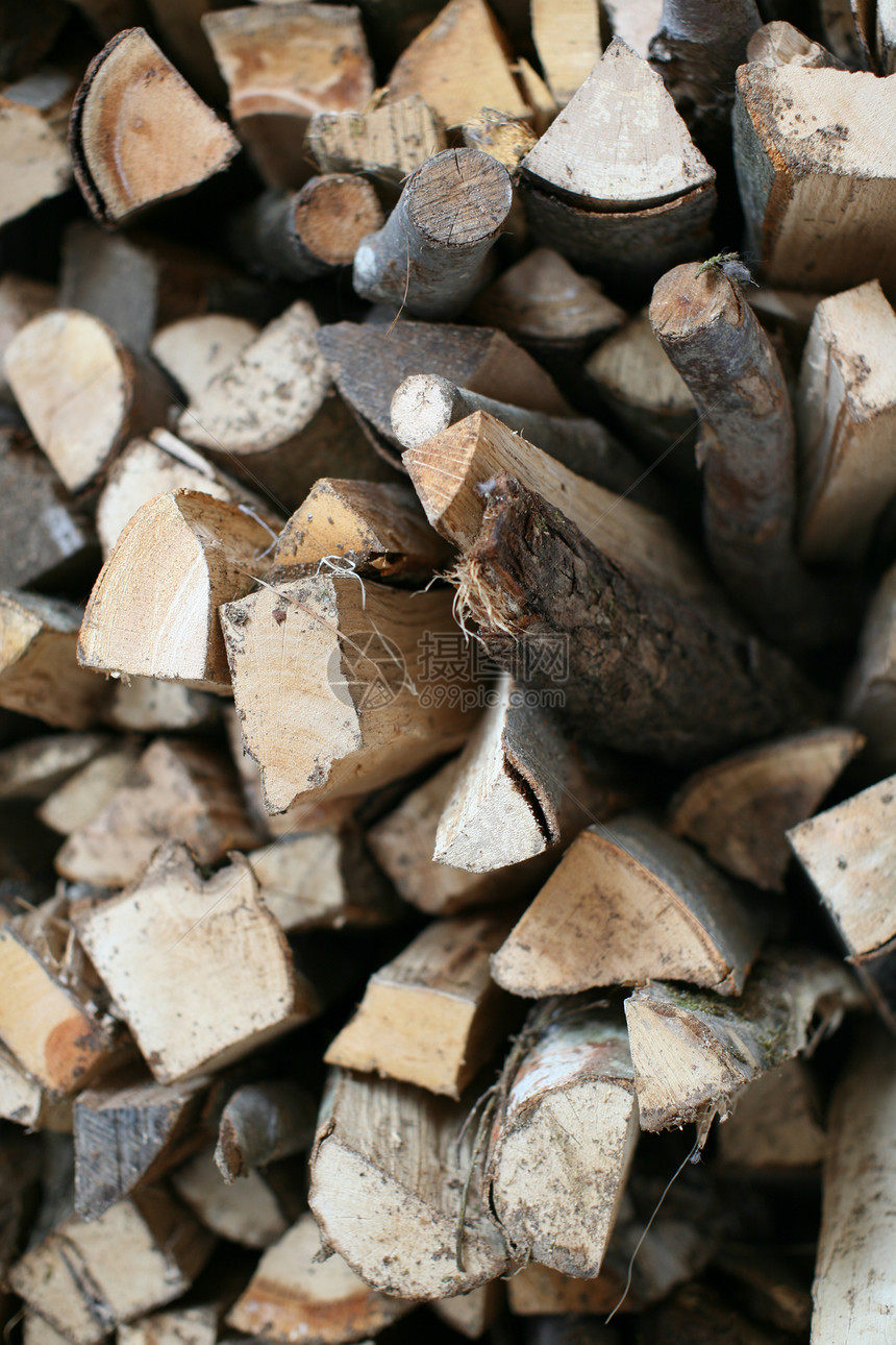 堆积成堆的木材原木日志松树森林库存资源主食木头贮存柴堆环境图片