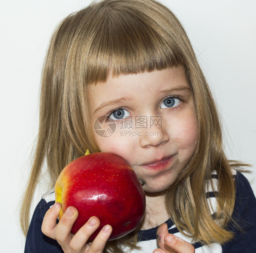带苹果的小女孩健康女孩水果图片