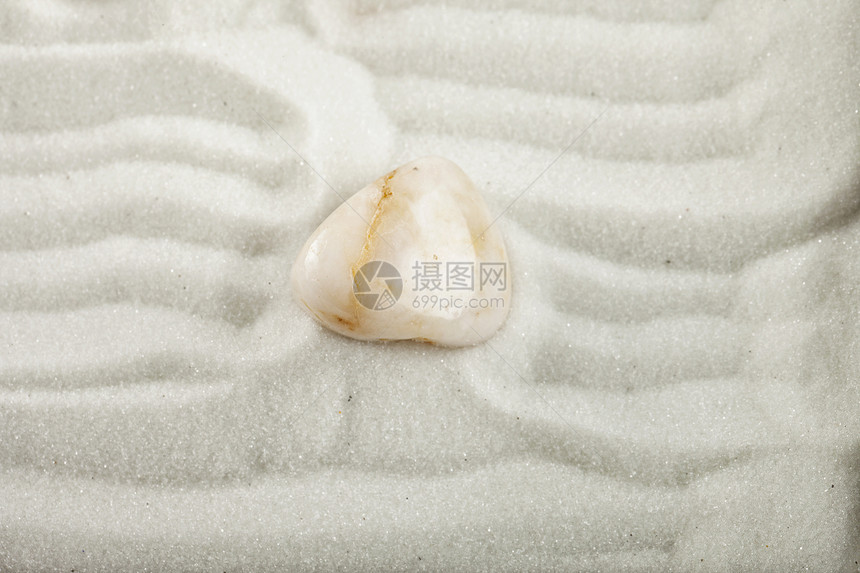 Zen花园圆圈岩石卵石精神头脑平衡石头传统温泉宏观图片