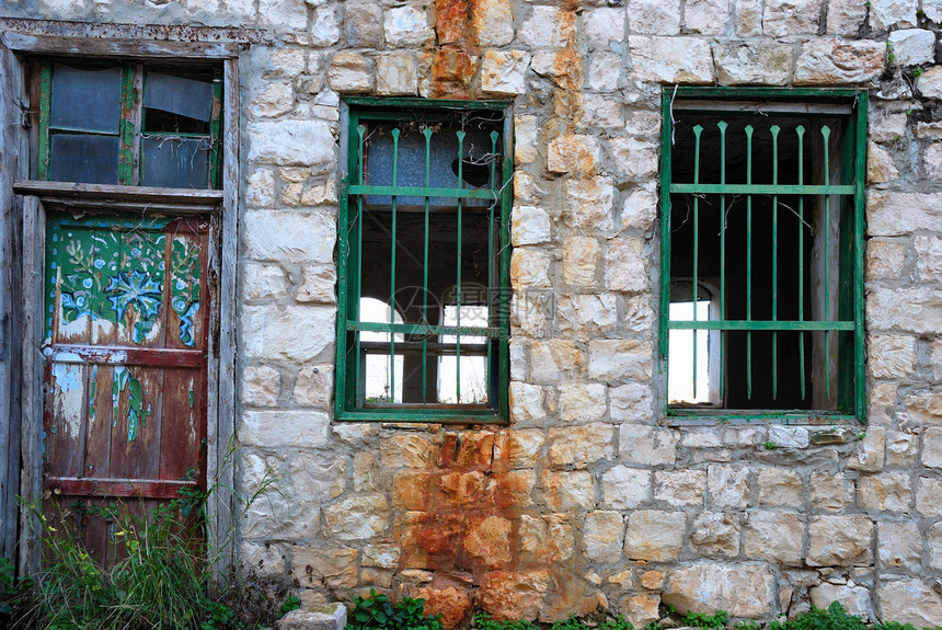 旧房子风化框架废墟玻璃木头住宅瓦砾建筑窗户石头图片