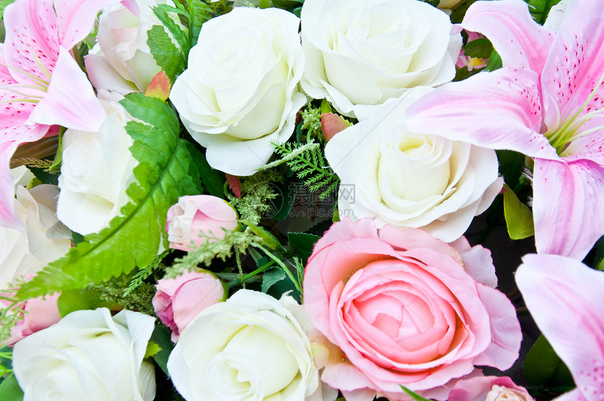 人工花树叶粉色玫瑰织物丝绸植物花束植物群图片