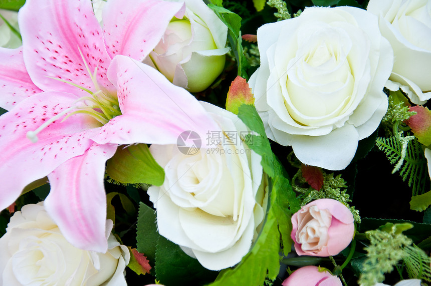 人工花花束植物粉色织物丝绸植物群玫瑰树叶图片