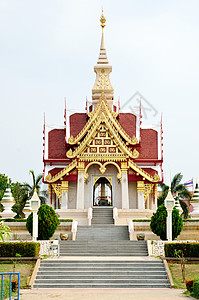 乌东克信仰柱神社高清图片