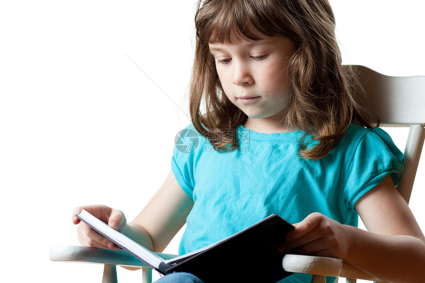 女童阅读童年青年女孩孩子学习女性图片