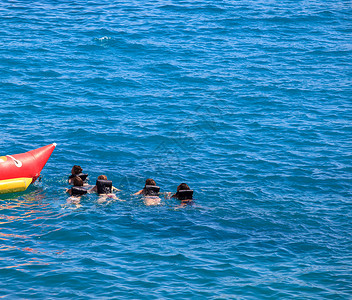 波马提亚水游戏 巴斯卡海滩滑水天空荒野旅行海岸线假期旅游沿海冲浪背景