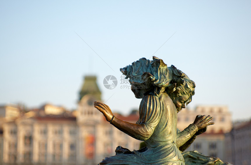 里雅斯特的女神像旅游雕像旅行文化遗产女裁缝雕塑艺术城市裁缝图片