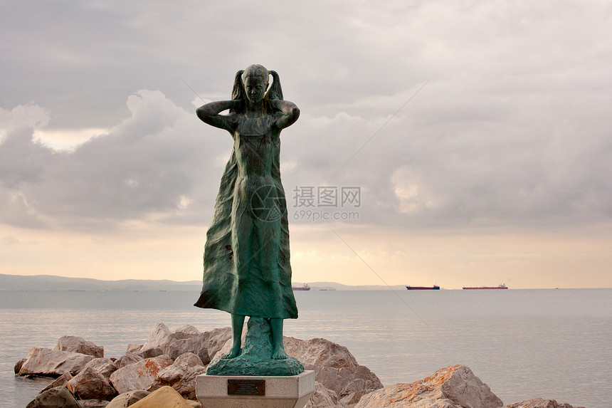 海洋标志支撑旅游历史地标旅行公园历史性废墟场景树木图片