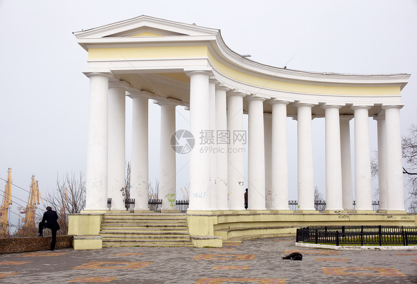 沃龙佐夫大楼旁的寺庙 敖德萨码头历史雕塑楼梯柱廊城市建筑学旅游图片
