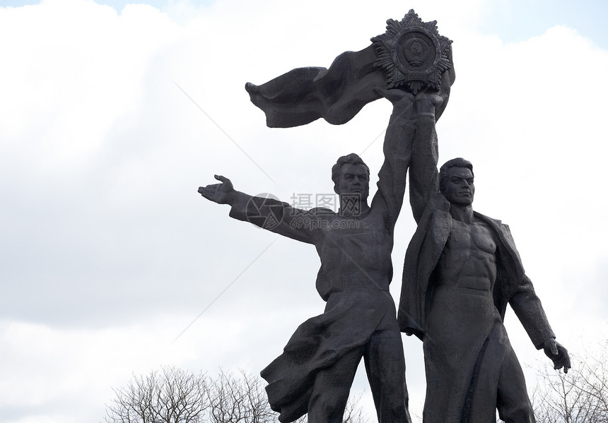 乌克兰和俄罗斯的纪念纪念碑 基辅城市雕像天空旅游友谊日落艺术中心地标旅行图片