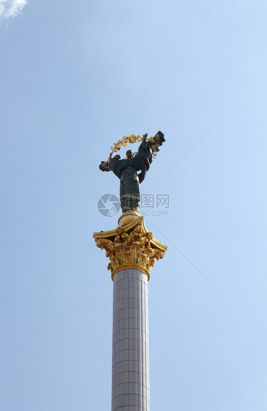 基辅独立广场一栏纪念碑葶苈地标艺术天空正方形首都柱子遗产雕塑图片